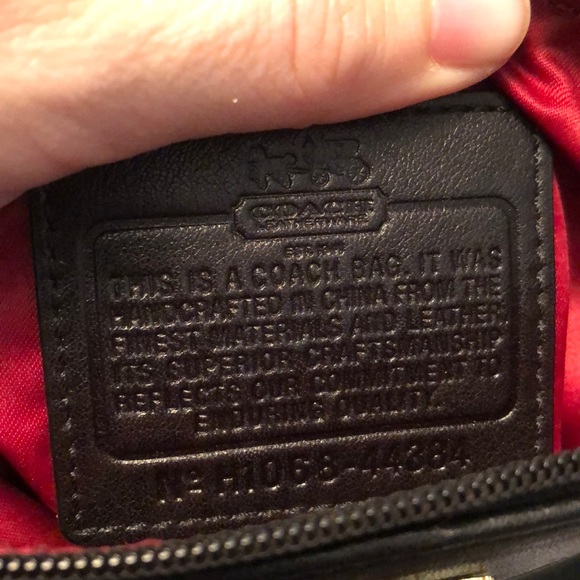 Used coach crossbody black style #44384 - Picture 6 of 8